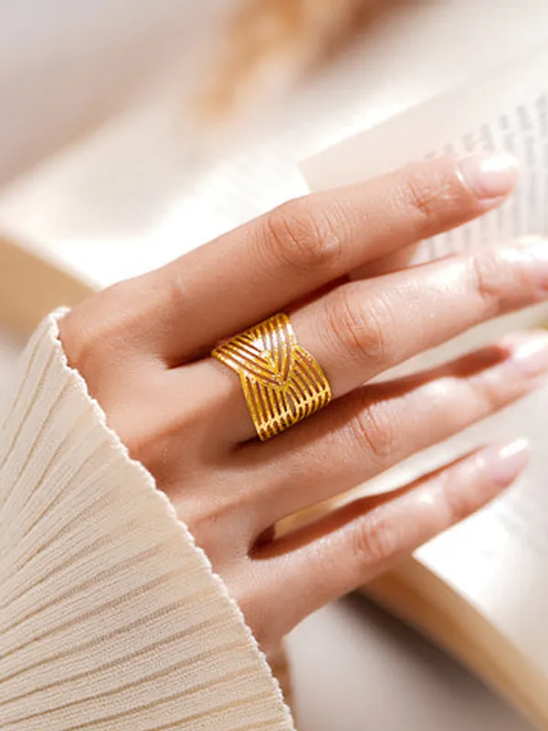 Gold_Tone_Criss_Cross_Open_Adjustable_Ring_For_Women