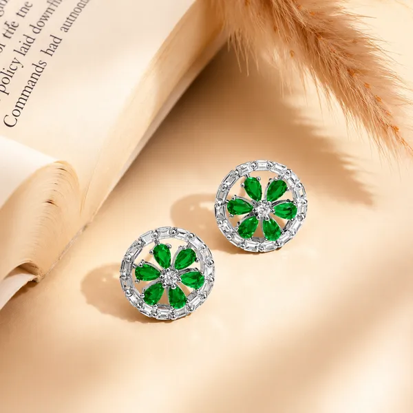 Silver_Green_Floral_Stone_Pendant_&_Earrings_Set_For_Women