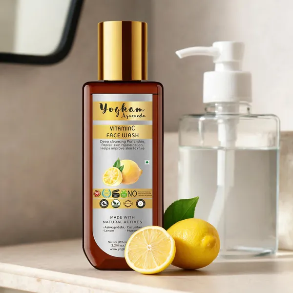 Yogkarm_Ayurveda_Vitamin_C_Face_Wash