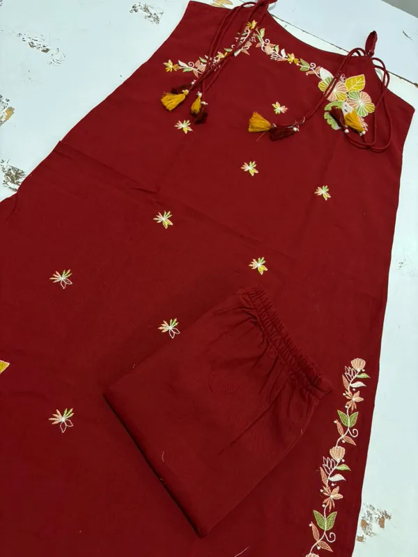Maroon_Floral_Print_Kurta_Set_for_Women
