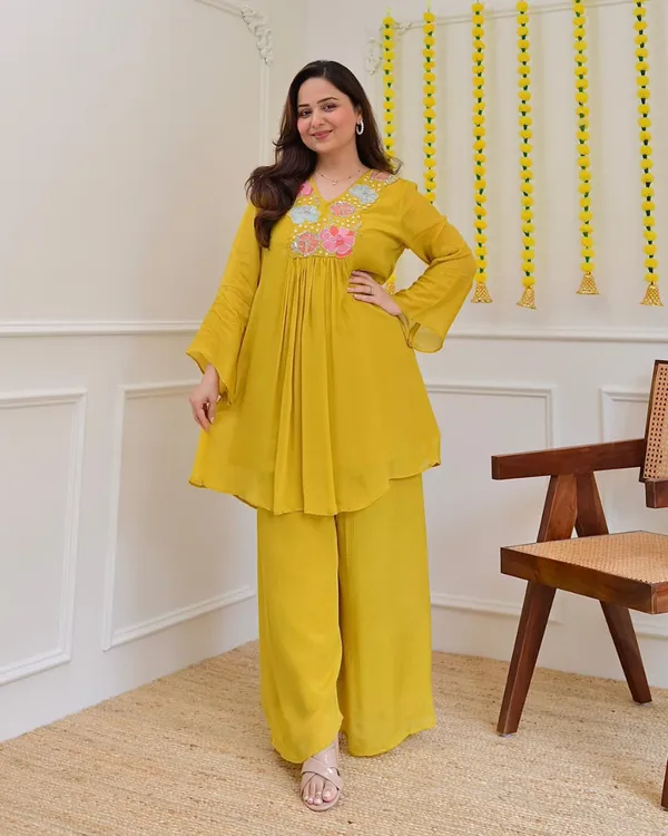 Yellow_Embroidered_Kurta_Set_for_Women