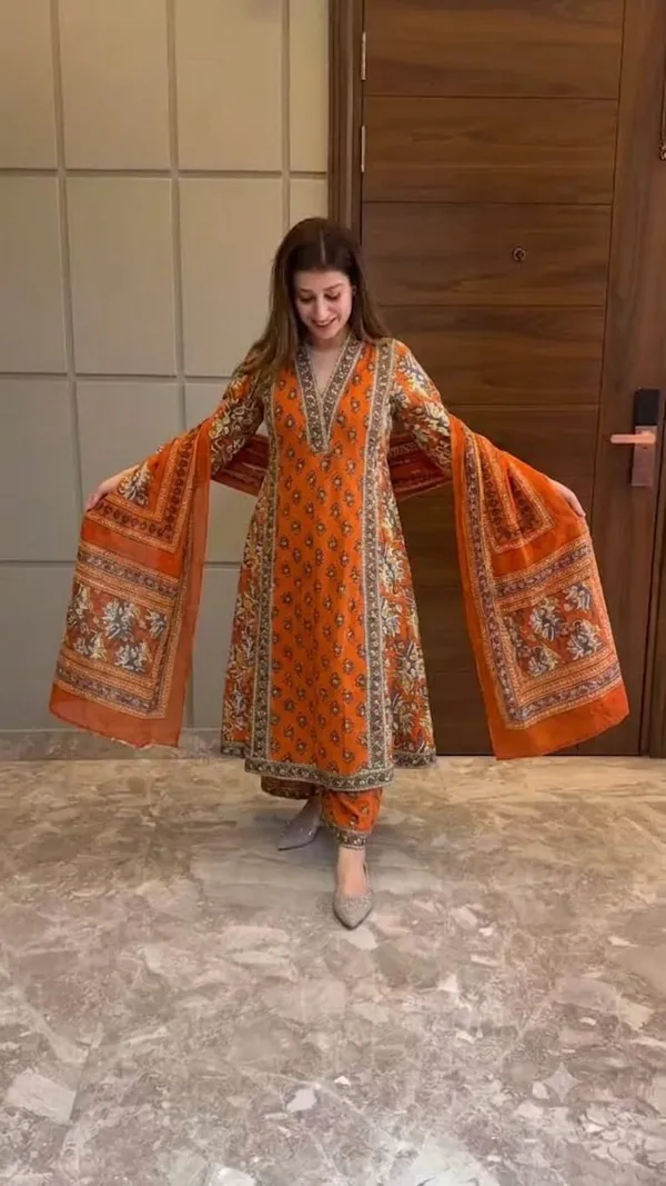 Orange_Printed_Ethnic_Kurta_Set_for_Women