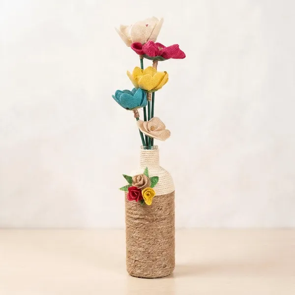 Jute_Fabric_And_Glass_Bottle_Decorative_Vase_For_Home_Decor
