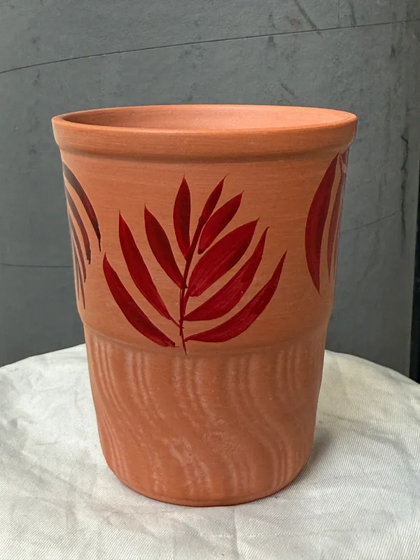 Terracotta_Decorative_Leaf_Pattern_Planter_Pot
