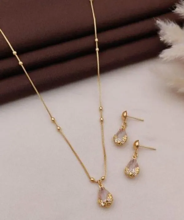Gold_Tone_Floral_Teardrop_Pendant_Necklace_And_Earrings_Set_For_Women