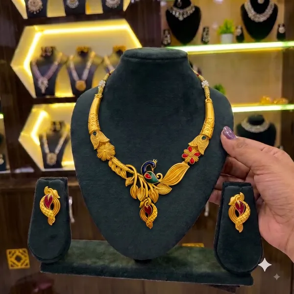Gold_Tone_Peacock_Floral_Motif_Necklace_Set_For_Women