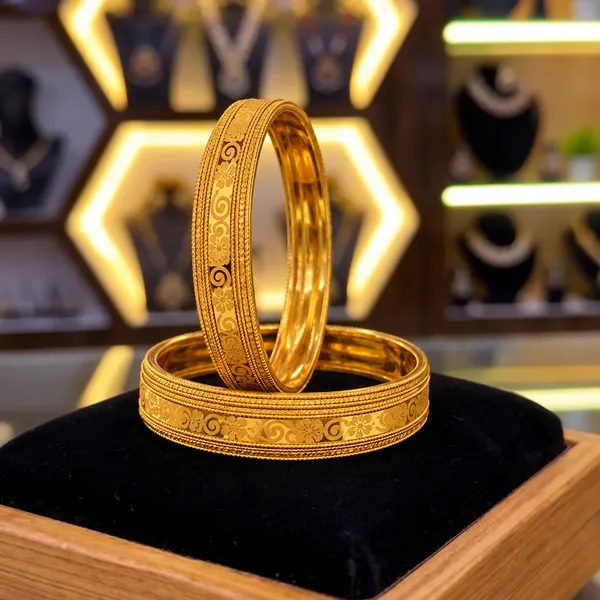 Gold_Tone_Engraved_Floral_Bangle_Set_For_Women