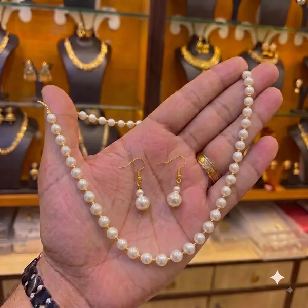 White_Pearl_Necklace_And_Earring_Set_For_Women