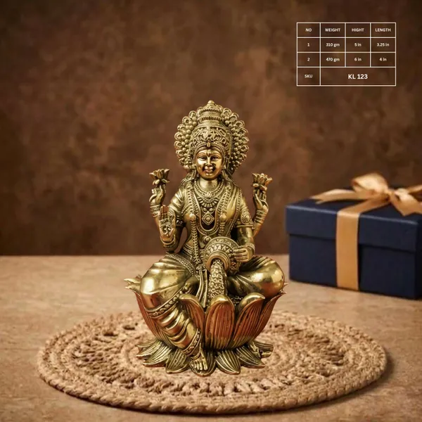 Metallic_Traditional_Lakshmi_Idol