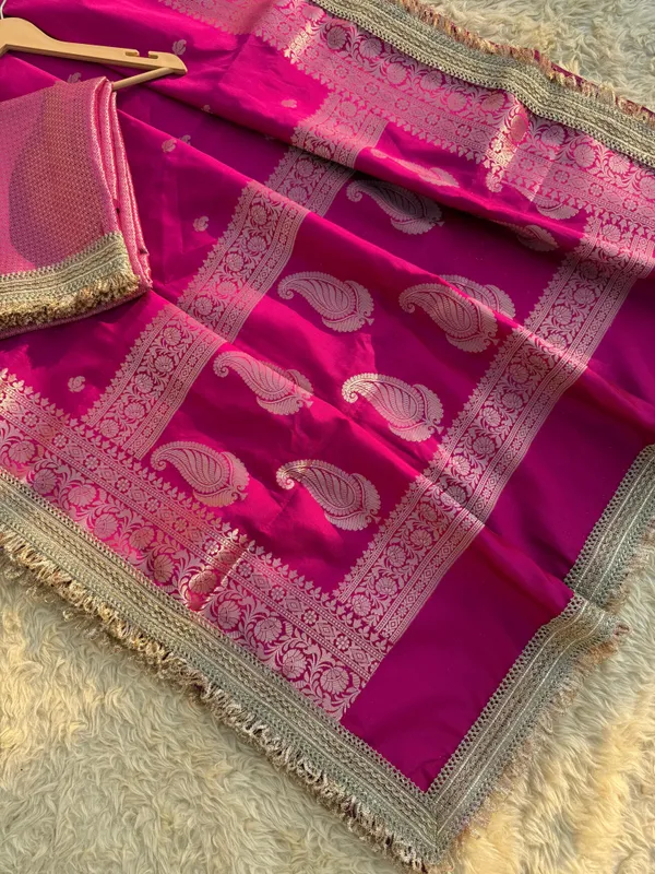 Banarasi_Katan_Silk_Khaddi_Buti_Saree_Pink