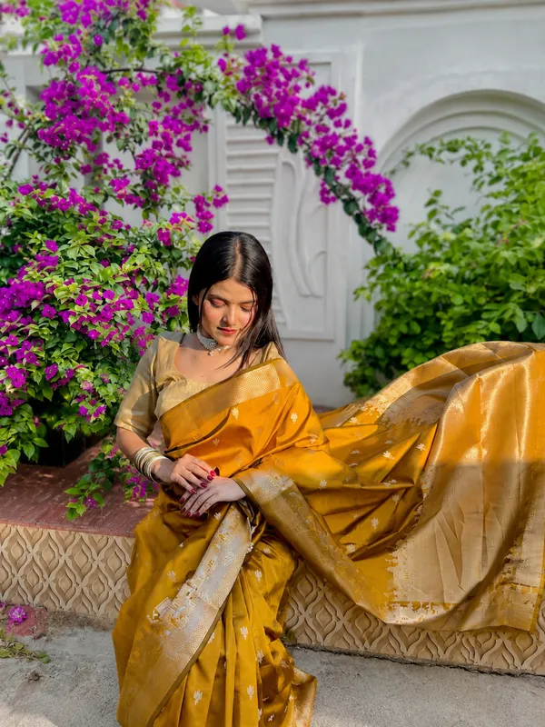 Kashi_Ghat_Banarasi_Silk_Saree_Blue