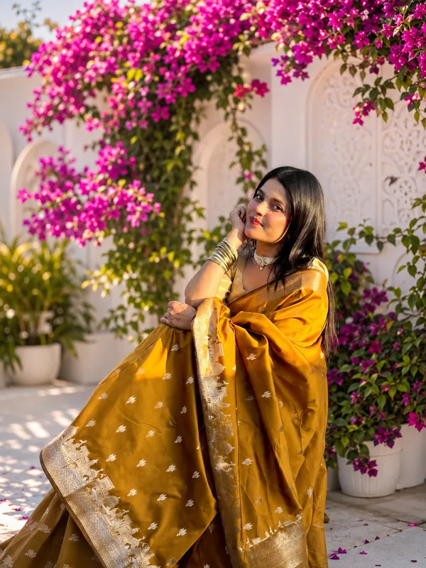 Kashi_Ghat_Banarasi_Silk_Saree_Yellow