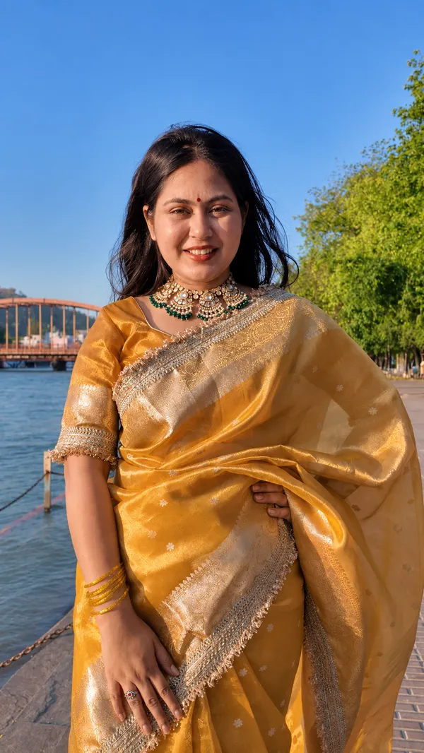 Banarasi_Tissue_Silk_Saree_With_Gold_Zari_Buti_Heavy_Lace_Border_Yellow