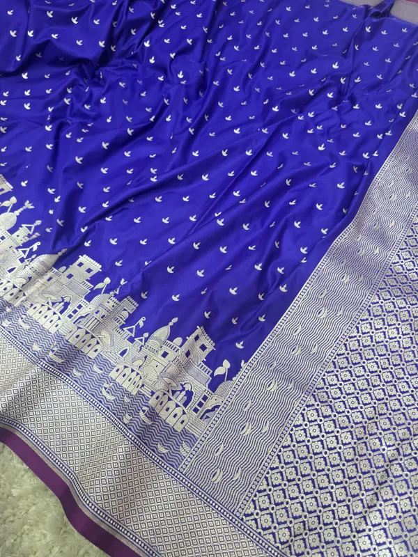 Mashru_Katan_Silk_Ghat_Border_Banarasi_Saree_Navy