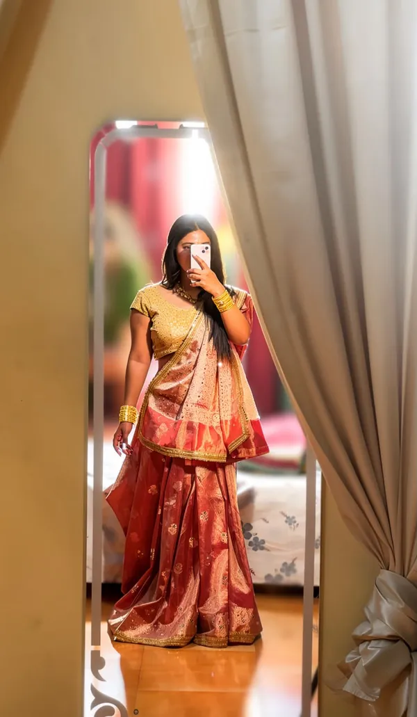 Buta_Mirror_Work_Banarasi_Tissue_Silk_Saree_Bronze