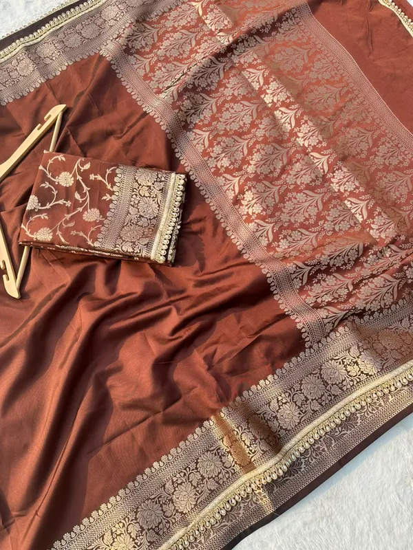 Premium_Banarasi_Silk_Saree_With_Heavy_Zari_Border_Pearl_Lace_Work_Rust_Brown