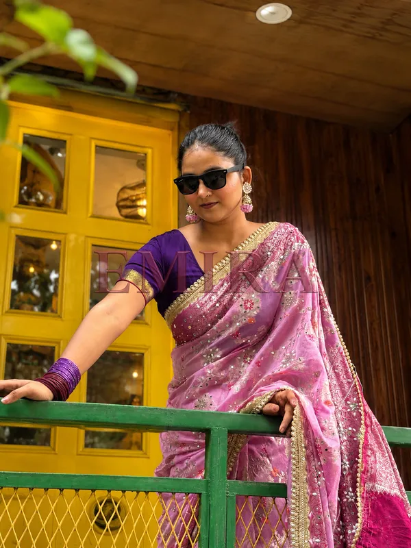 Baby_Pink_Banarasi_Georgette_Saree_With_Meenakari_Jaal_Mirror_Work