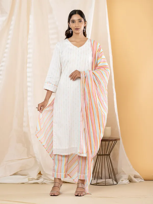 White_And_Pink_Pure_Cotton_Kurta_Set_3_Piece_For_Women