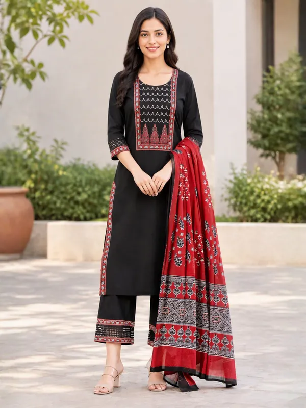 Black_Pure_Cotton_Kurta_Set_3_Piece_For_Women