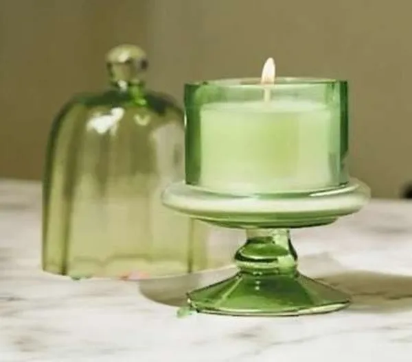 Wax_Decorative_Green_Glass_Pedestal_Cylindrical_Candle