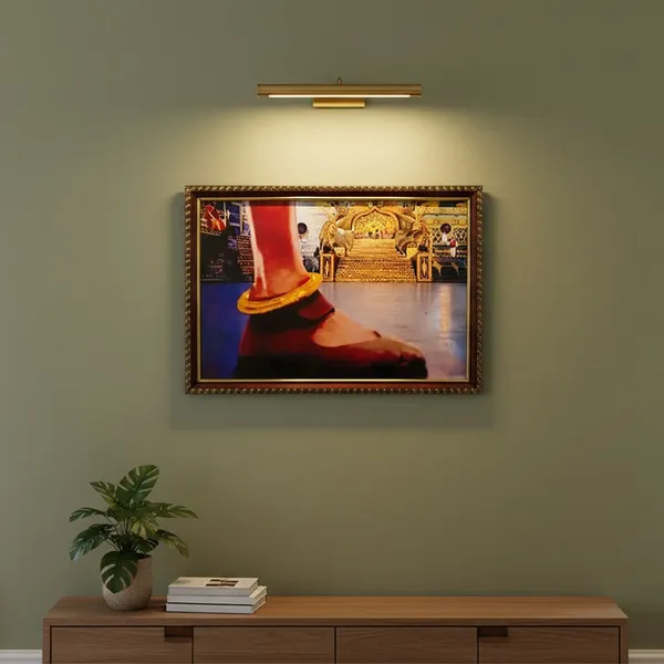 Angad_S_Divine_Foot_Blessing_Portrait_With_Wooden_Frame