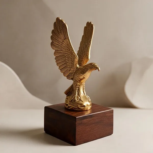 Money_Eagle_Statue