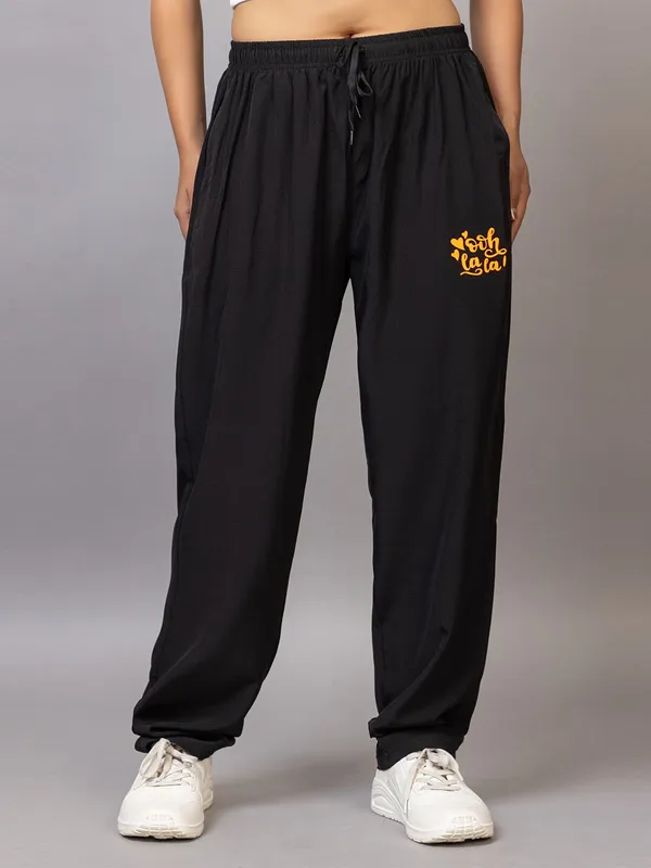 XENIOS_Women_Pyjama