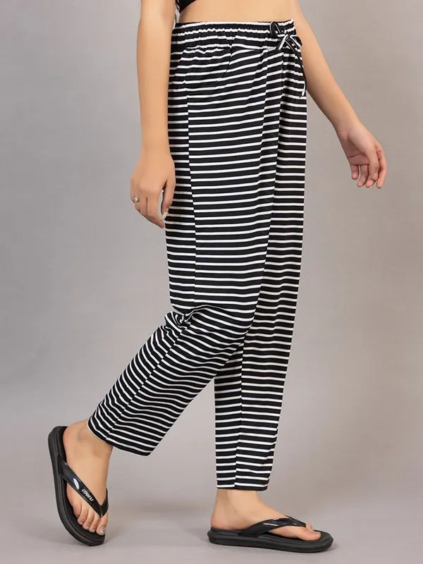 XENIOS_Women_Pyjama