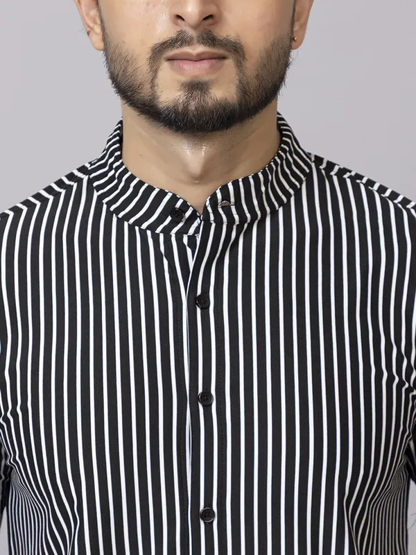 XENIOS_Men_Striped_Formal_Black_Shirt