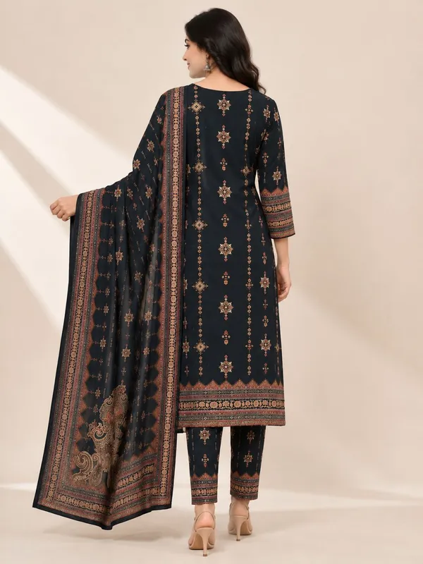 XENIOS_Printed_Kurta,_Palazzo_&_Dupatta_Set