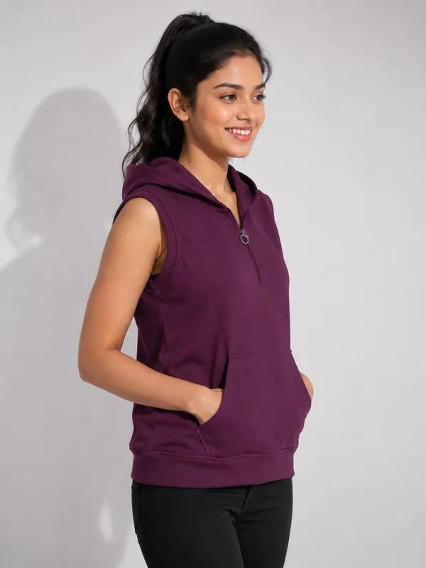 XENIOS_Sleeveless_Solid_Women_Sweatshirt