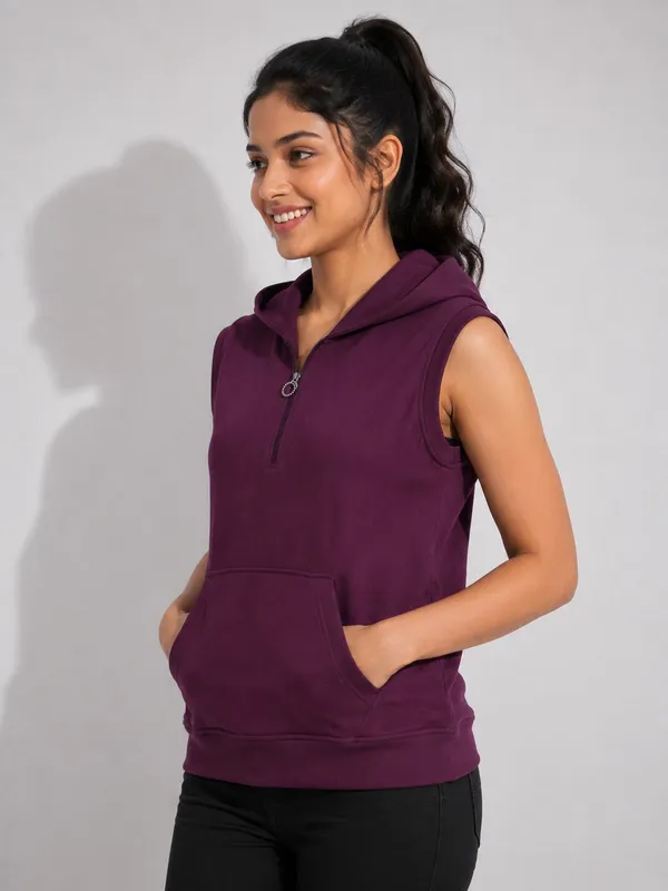 XENIOS_Sleeveless_Solid_Women_Sweatshirt