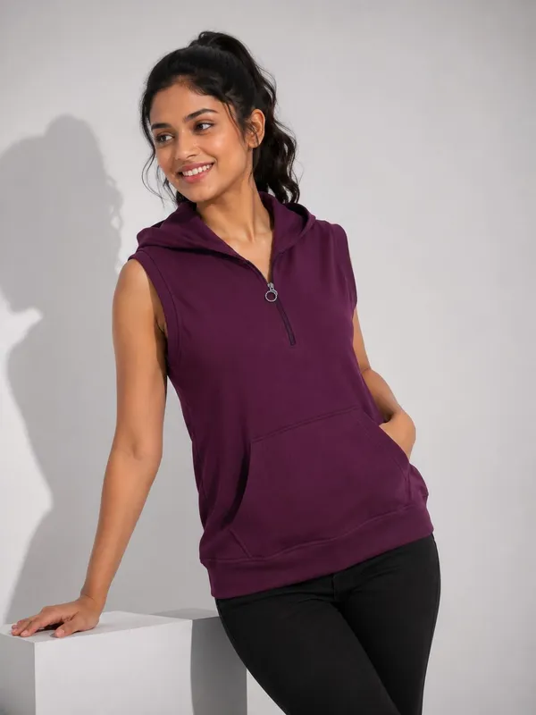 XENIOS_Sleeveless_Solid_Women_Sweatshirt