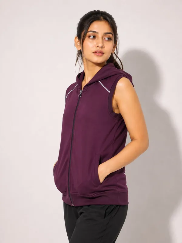 XENIOS_Sleeveless_Self_Design_Women_Sweatshirt