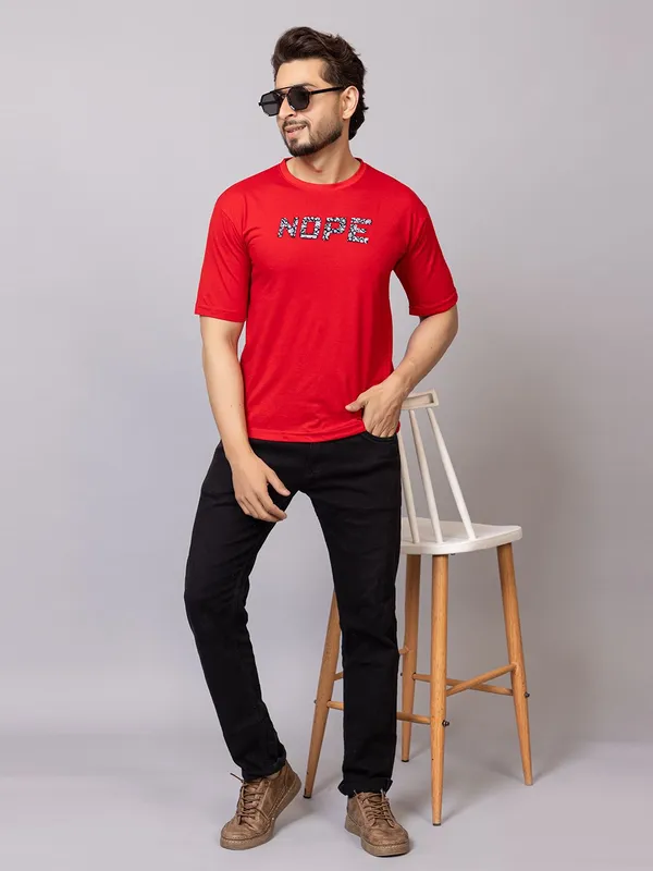 XENIOS_Printed_Men_Round_Neck_Red_T-Shirt