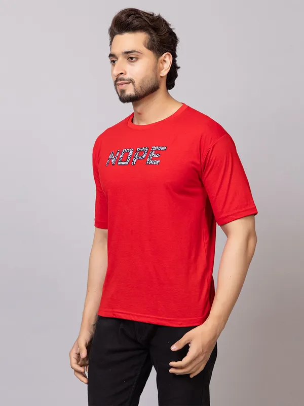 XENIOS_Printed_Men_Round_Neck_Red_T-Shirt