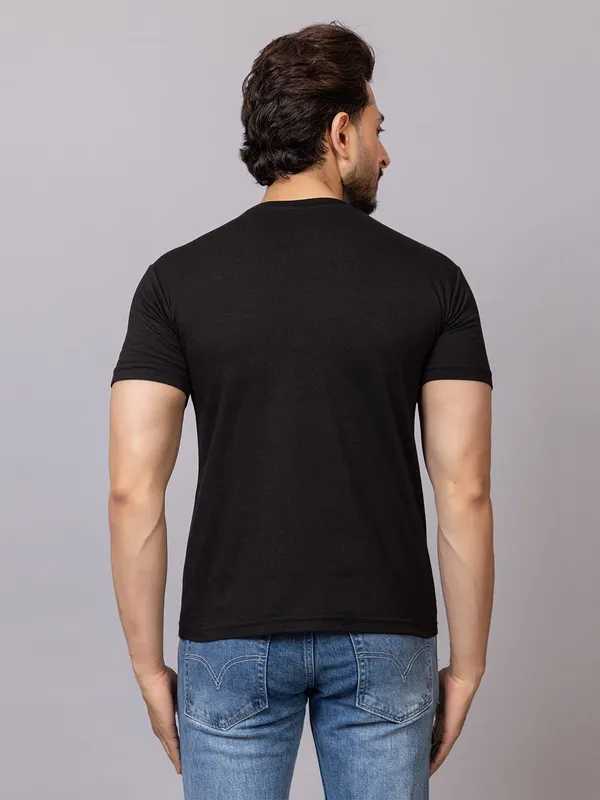 XENIOS_Printed_Men_Round_Neck_Black_T-Shirt