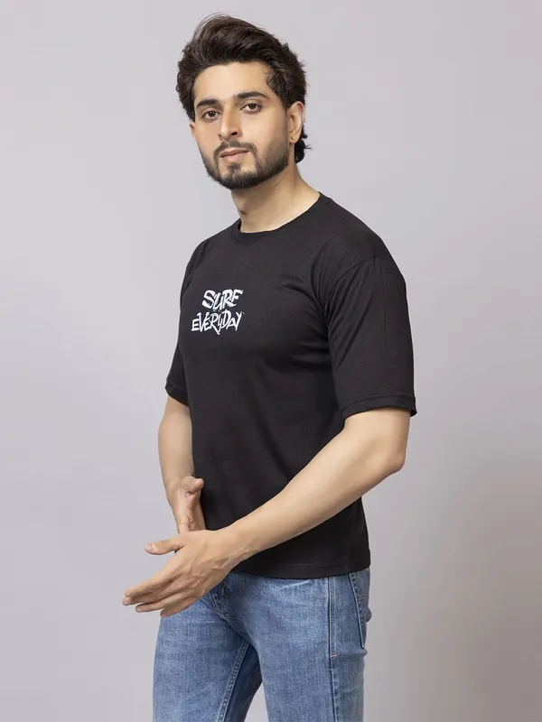 XENIOS_Printed_Men_Round_Neck_Black_T-Shirt