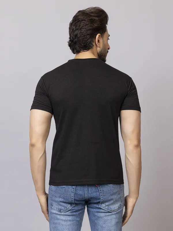 XENIOS_Printed_Men_Round_Neck_Black_T-Shirt