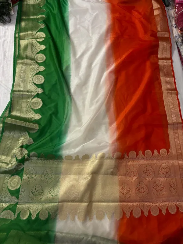 Green_White_Orange_Woven_Saree_For_Women