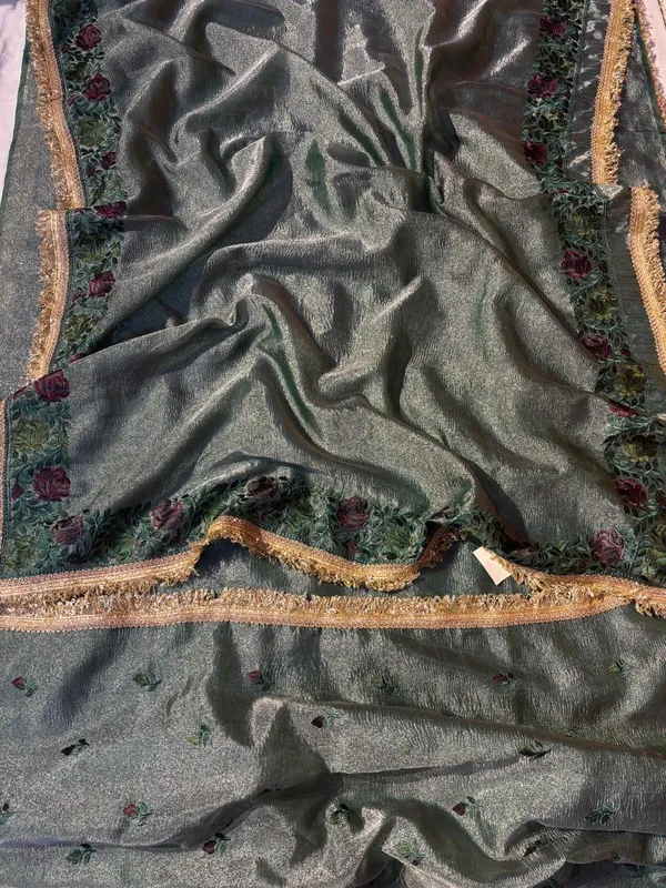 Grey_Embellished_Floral_Border_Saree_For_Women
