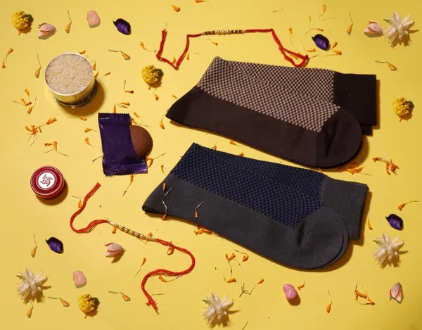 Multicolor_Cotton_Calf_Length_Socks_For_Men_Pack_Of_2