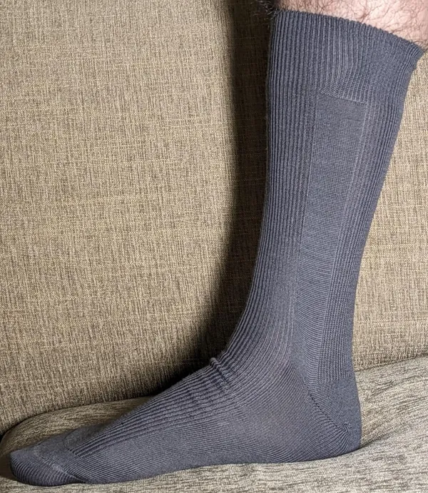 Grey_Cotton_Calf_Length_Socks_For_Men_Pack_Of_1