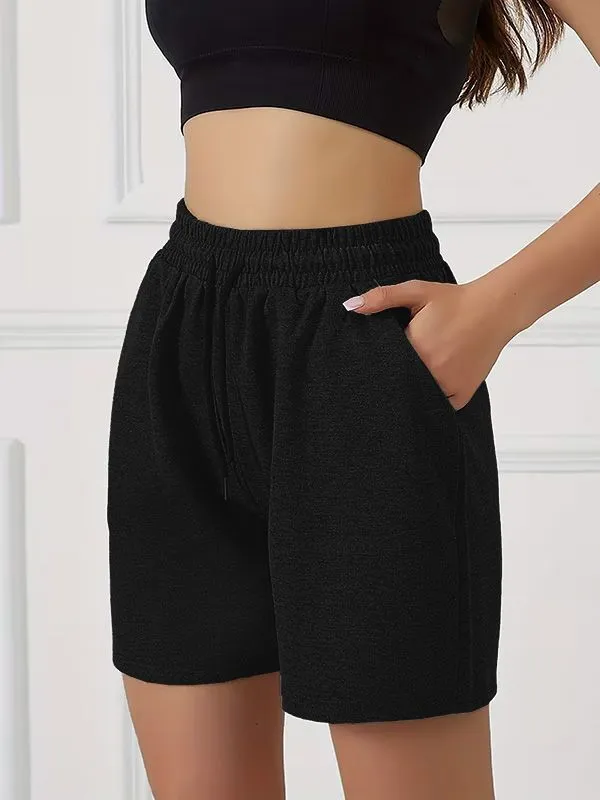 Black_Cotton_Regular_Shorts_For_Women
