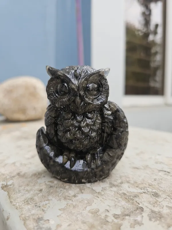Black_Textured_Owl_Figurine