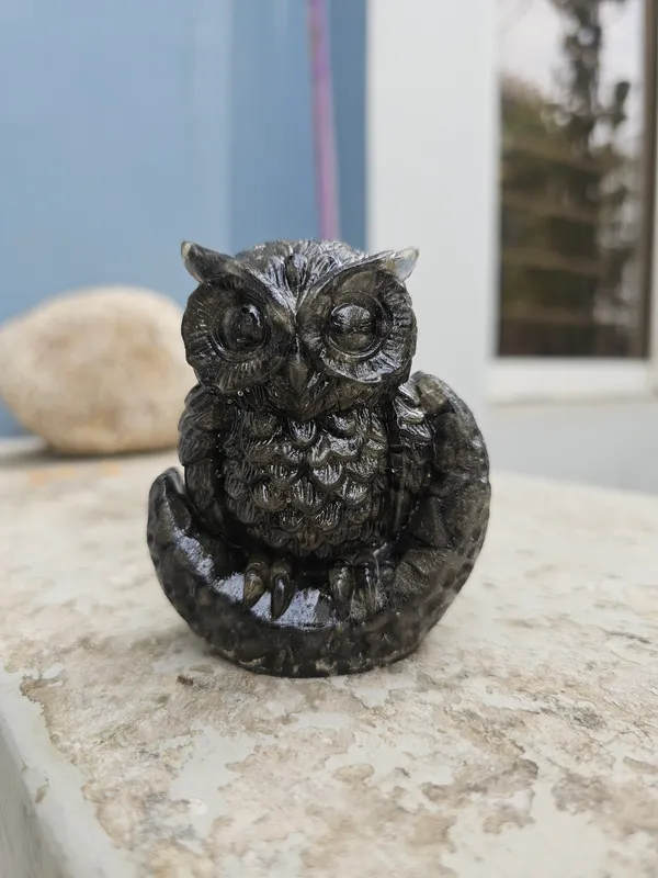 Black_Textured_Owl_Figurine