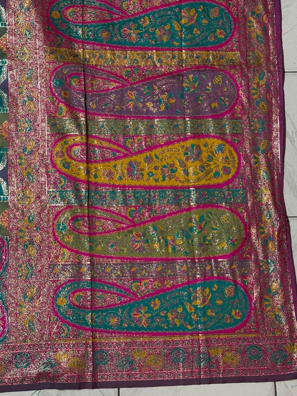 Teal_And_Magenta_Embellished_Saree_for_Women