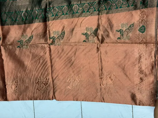 Peach_Silk_Traditional_Saree_for_Women