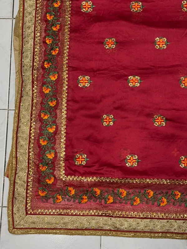 Maroon_Floral_Embellished_Saree_For_Women