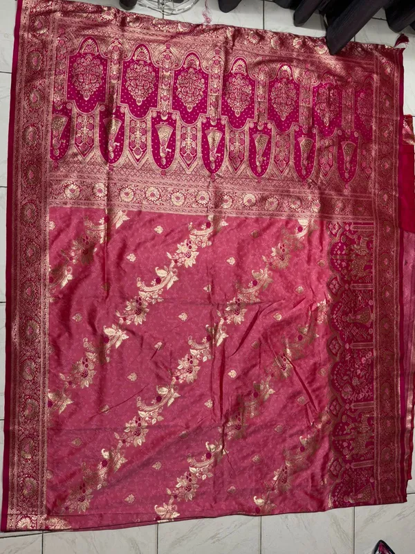 Maroon_Silk_Banarasi_Saree_for_Women